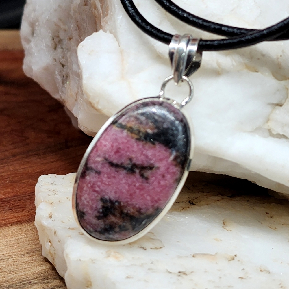 Natural Cabochon Rhodonite Stone Rhodium / Silver Pendant